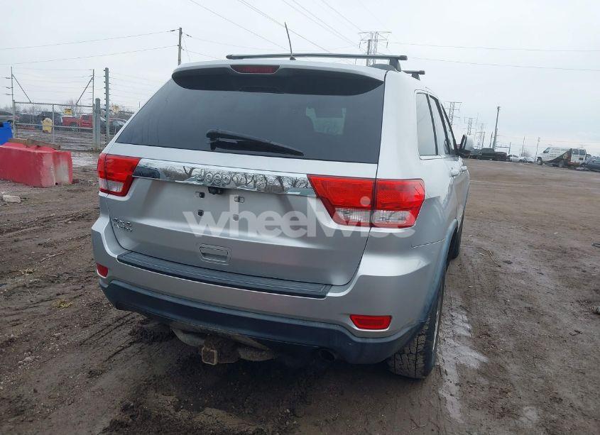 Photo 16 of 2013 Jeep Grand CHEROKEE LAREDO (VIN 1C4RJFAG2DC642050)