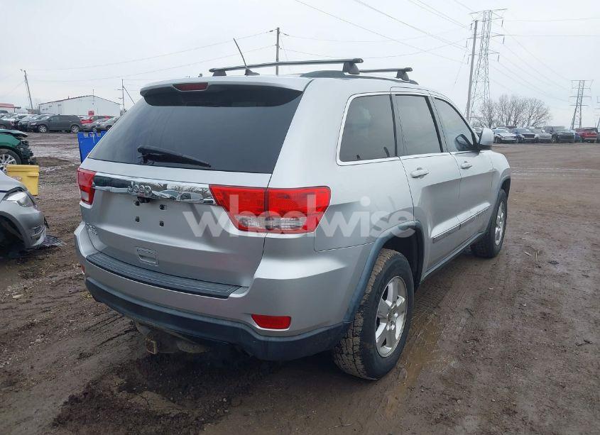 Photo 4 of 2013 Jeep Grand CHEROKEE LAREDO (VIN 1C4RJFAG2DC642050)