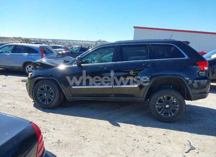 Photo 14 of 2013 Jeep Grand CHEROKEE LAREDO (VIN 1C4RJFAG2DC643926)