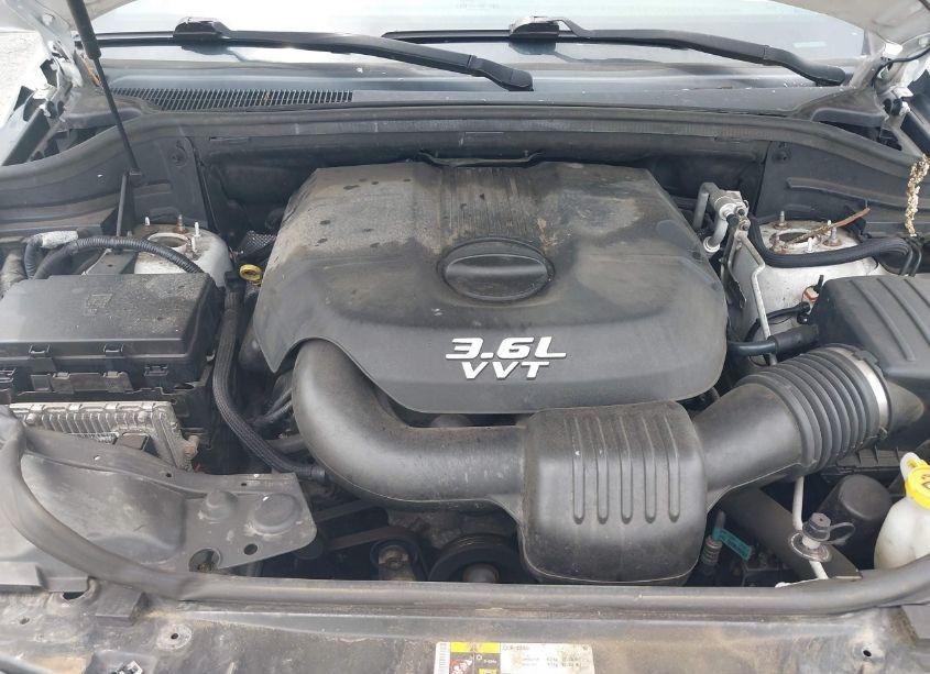 Photo 10 of 2014 Jeep Grand CHEROKEE LAREDO (VIN 1C4RJFAG2EC104207)