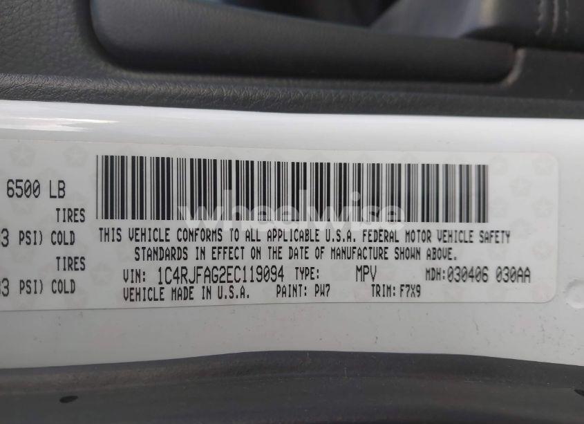 Photo 9 of 2014 Jeep Grand CHEROKEE LAREDO (VIN 1C4RJFAG2EC119094)