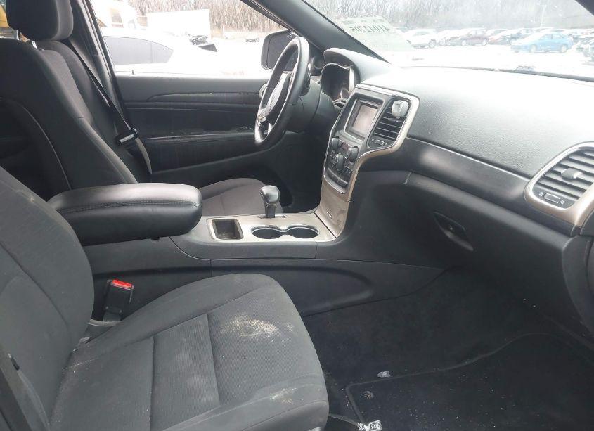 Photo 5 of 2014 Jeep Grand CHEROKEE LAREDO (VIN 1C4RJFAG2EC126370)