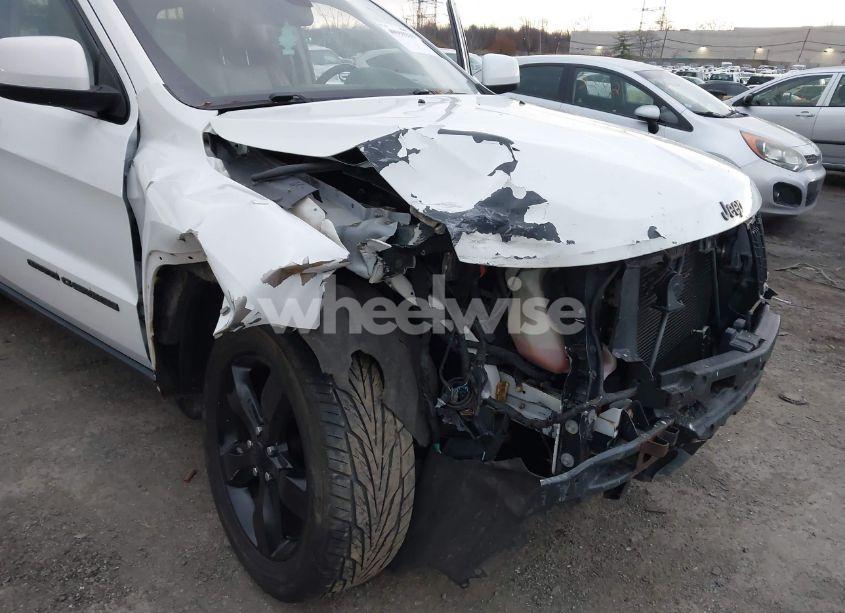 Photo 17 of 2014 Jeep Grand CHEROKEE LAREDO (VIN 1C4RJFAG2EC132444)