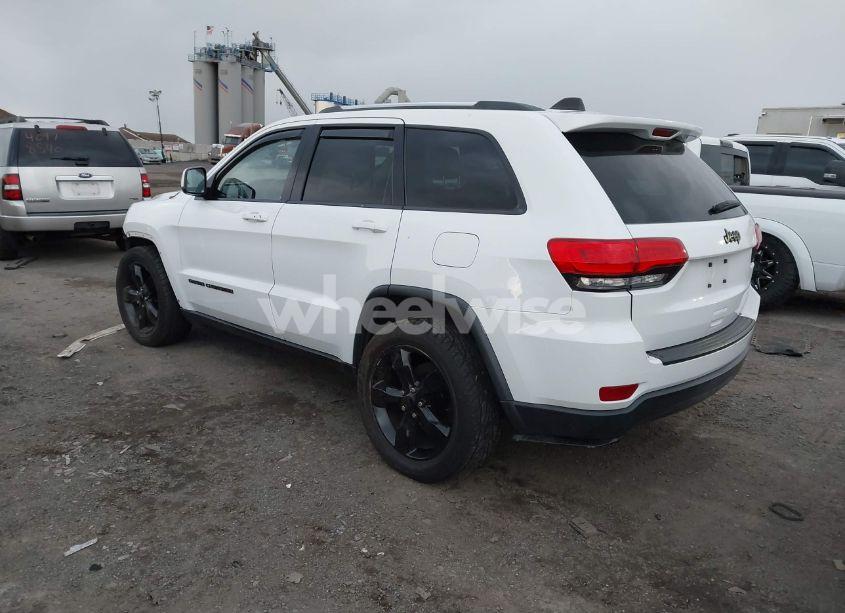 Photo 3 of 2014 Jeep Grand CHEROKEE LAREDO (VIN 1C4RJFAG2EC132444)