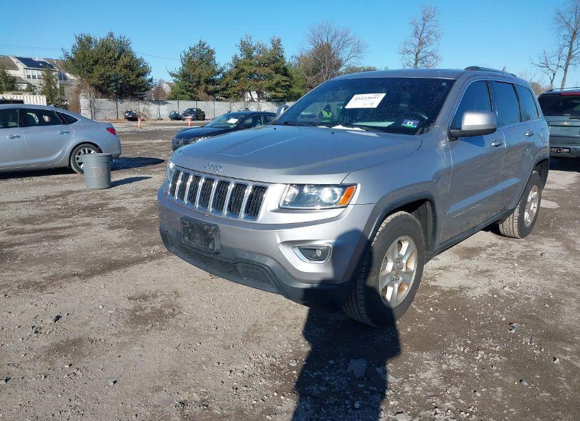 Photo 2 of 2014 Jeep Grand CHEROKEE LAREDO (VIN 1C4RJFAG2EC186231)
