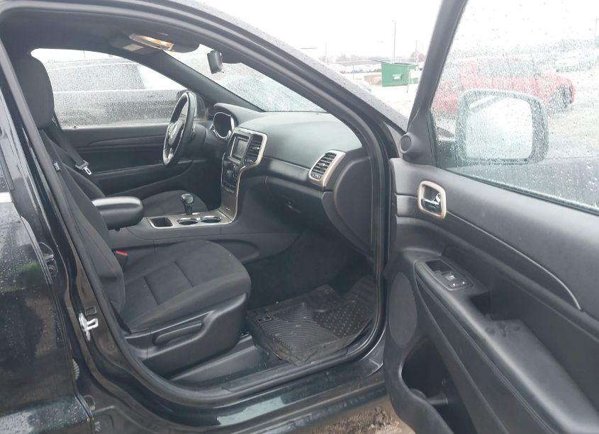 Photo 5 of 2014 Jeep Grand CHEROKEE LAREDO (VIN 1C4RJFAG2EC186777)