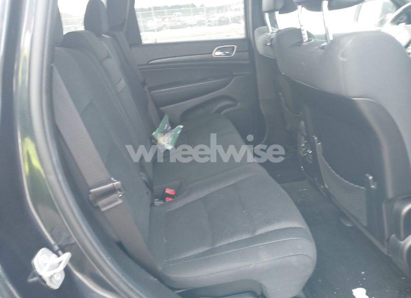 Photo 8 of 2014 Jeep Grand CHEROKEE LAREDO (VIN 1C4RJFAG2EC371668)