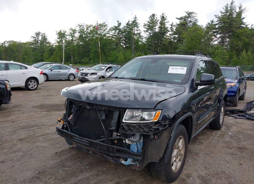 Photo 2 of 2014 Jeep Grand CHEROKEE LAREDO (VIN 1C4RJFAG2EC482608)