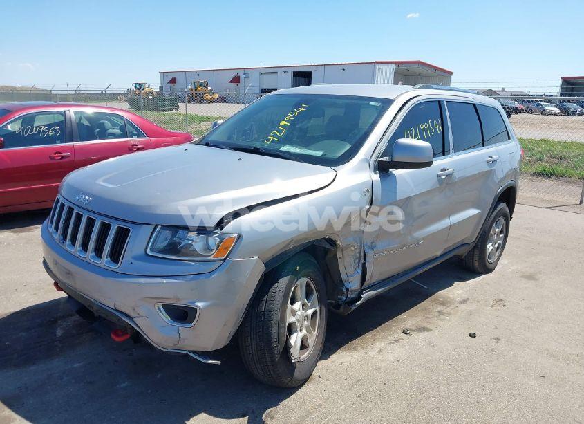 Photo 2 of 2014 Jeep Grand CHEROKEE LAREDO (VIN 1C4RJFAG2EC510231)