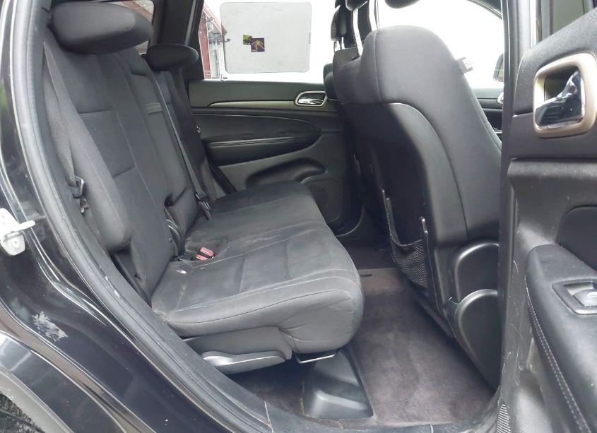 Photo 8 of 2015 Jeep Grand CHEROKEE LAREDO (VIN 1C4RJFAG2FC234151)