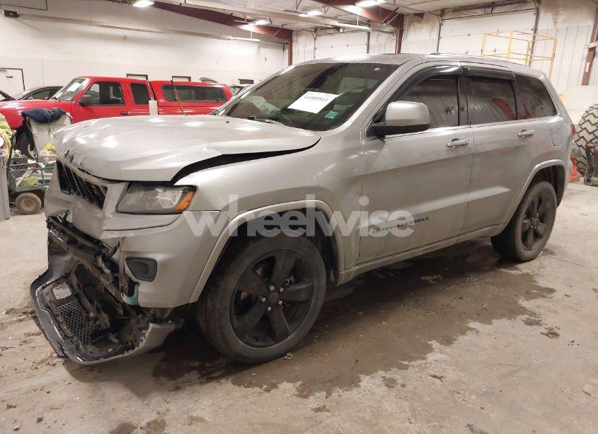Photo 2 of 2015 Jeep Grand CHEROKEE ALTITUDE (VIN 1C4RJFAG2FC933652)