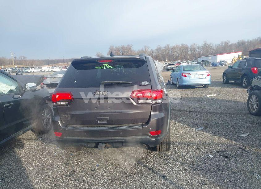 Photo 16 of 2017 Jeep Grand CHEROKEE 75TH ANNIVERSARY EDITION 4X4 (VIN 1C4RJFAG2HC674504)