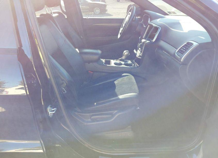 Photo 5 of 2017 Jeep Grand CHEROKEE ALTITUDE 4X4 (VIN 1C4RJFAG2HC828662)