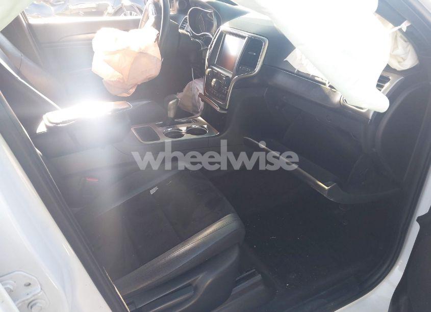 Photo 5 of 2017 Jeep Grand CHEROKEE ALTITUDE 4X4 (VIN 1C4RJFAG2HC876727)