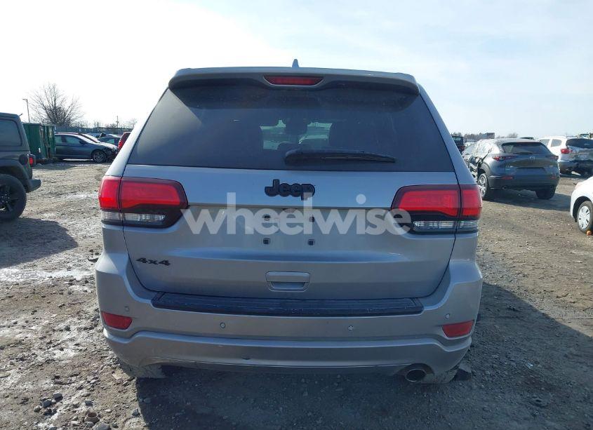 Photo 15 of 2017 Jeep Grand CHEROKEE ALTITUDE 4X4 (VIN 1C4RJFAG2HC909984)