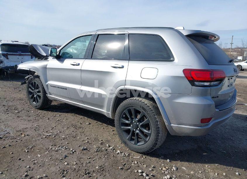 Photo 3 of 2017 Jeep Grand CHEROKEE ALTITUDE 4X4 (VIN 1C4RJFAG2HC909984)