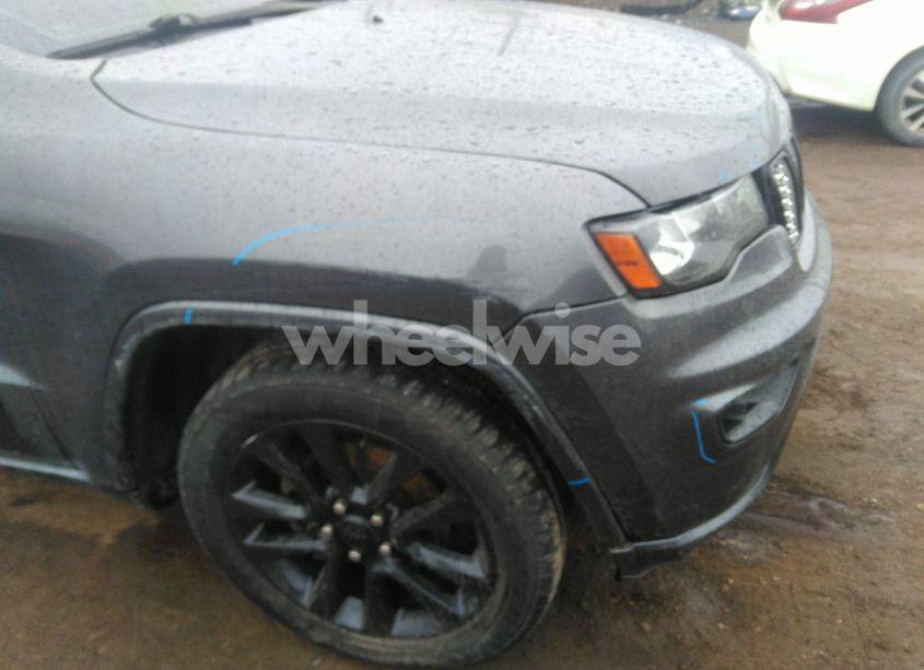 Photo 19 of 2017 Jeep Grand CHEROKEE ALTITUDE 4X4 (VIN 1C4RJFAG2HC926896)