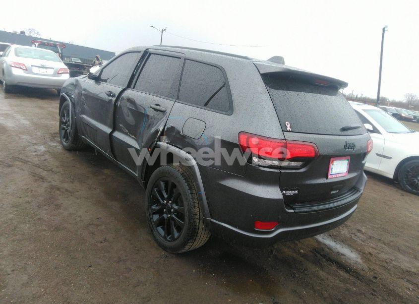 Photo 3 of 2017 Jeep Grand CHEROKEE ALTITUDE 4X4 (VIN 1C4RJFAG2HC926896)