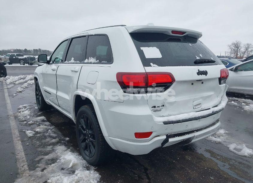 Photo 3 of 2017 Jeep Grand CHEROKEE ALTITUDE 4X4 (VIN 1C4RJFAG2HC951071)