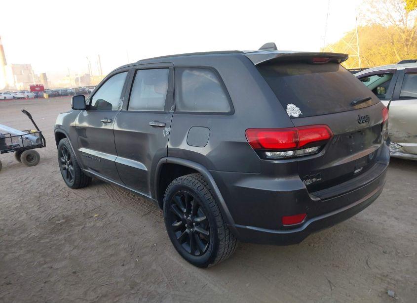 Photo 3 of 2018 Jeep Grand CHEROKEE ALTITUDE 4X4 (VIN 1C4RJFAG2JC257552)