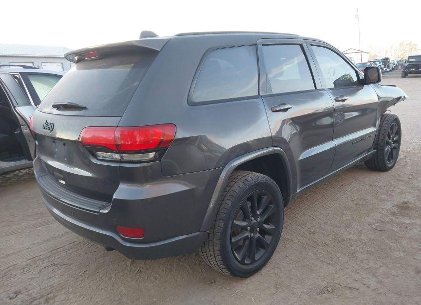 Photo 4 of 2018 Jeep Grand CHEROKEE ALTITUDE 4X4 (VIN 1C4RJFAG2JC257552)