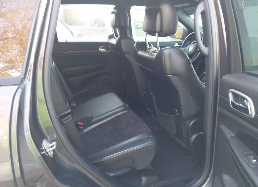 Photo 8 of 2018 Jeep Grand CHEROKEE ALTITUDE 4X4 (VIN 1C4RJFAG2JC257552)