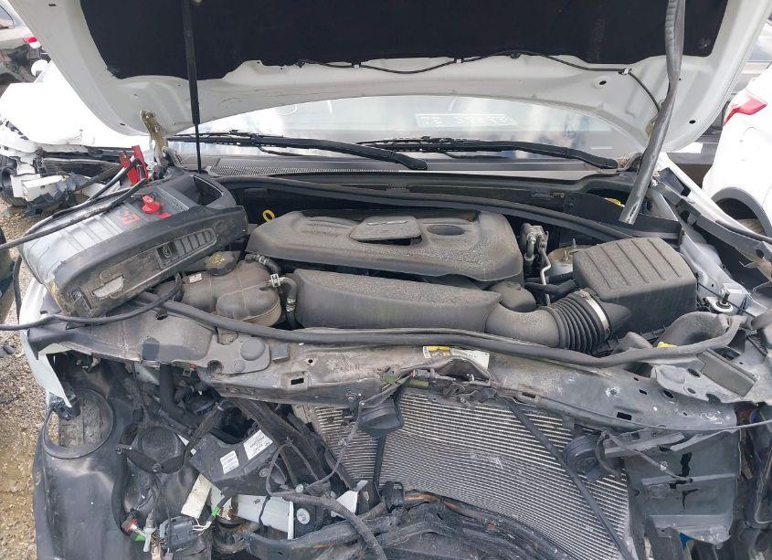 Photo 10 of 2018 Jeep Grand CHEROKEE ALTITUDE 4X4 (VIN 1C4RJFAG2JC303137)