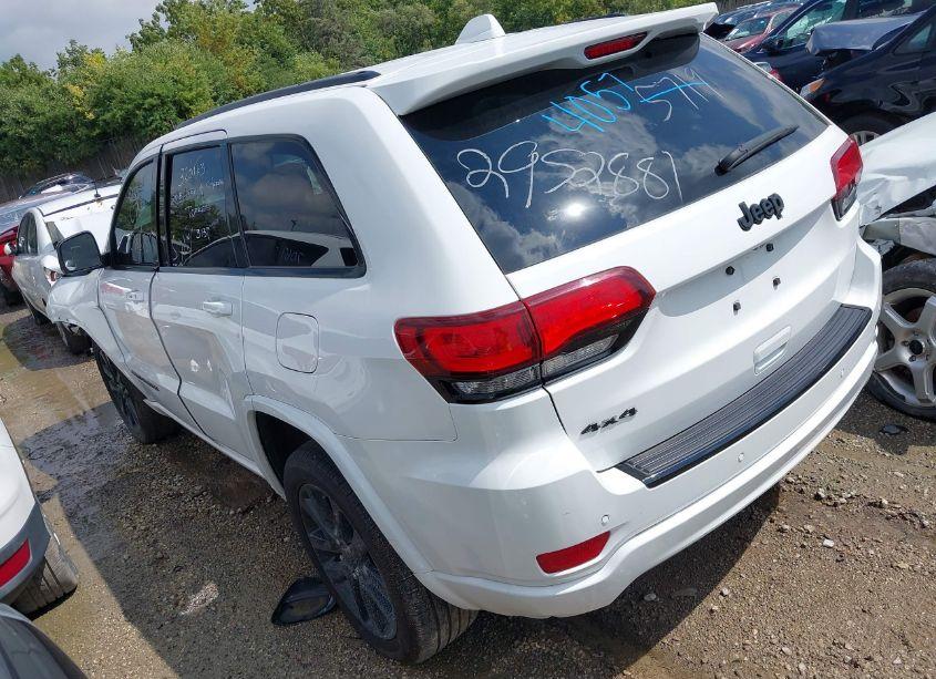 Photo 3 of 2018 Jeep Grand CHEROKEE ALTITUDE 4X4 (VIN 1C4RJFAG2JC303137)