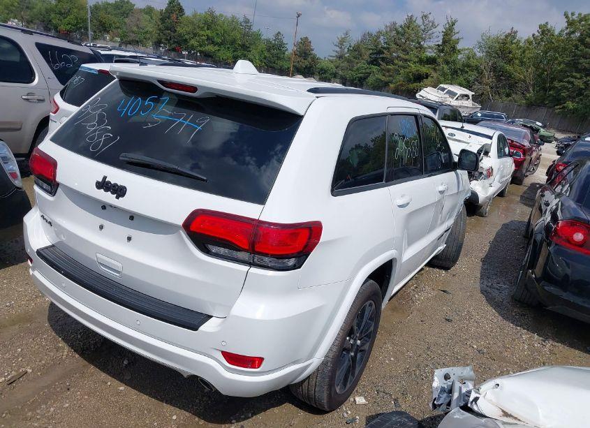 Photo 4 of 2018 Jeep Grand CHEROKEE ALTITUDE 4X4 (VIN 1C4RJFAG2JC303137)