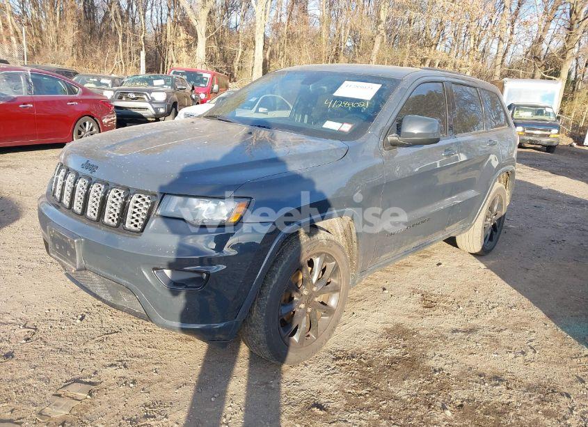 Photo 2 of 2018 Jeep Grand CHEROKEE ALTITUDE 4X4 (VIN 1C4RJFAG2JC303378)
