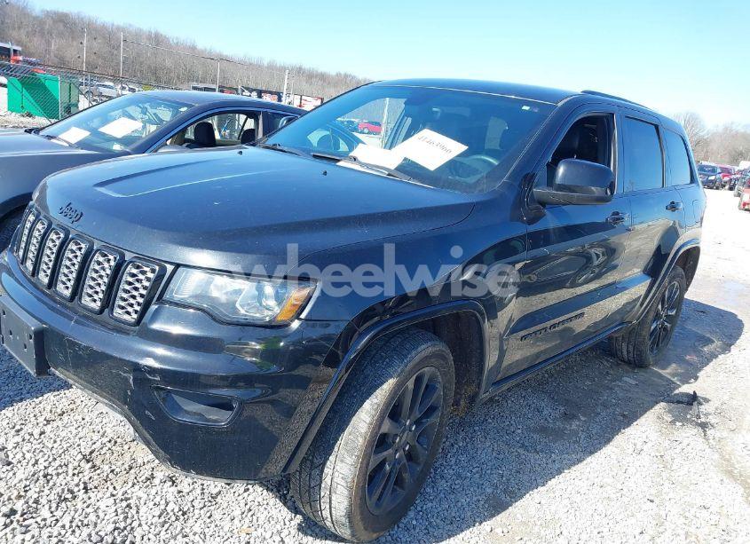 Photo 2 of 2018 Jeep Grand CHEROKEE ALTITUDE 4X4 (VIN 1C4RJFAG2JC343444)