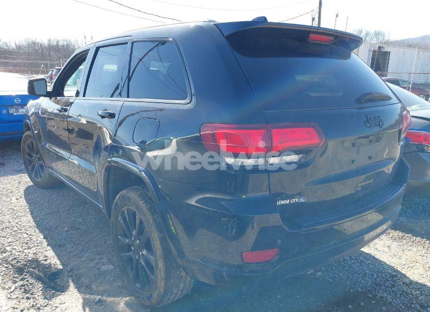 Photo 3 of 2018 Jeep Grand CHEROKEE ALTITUDE 4X4 (VIN 1C4RJFAG2JC343444)