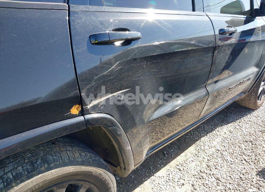 Photo 6 of 2018 Jeep Grand CHEROKEE ALTITUDE 4X4 (VIN 1C4RJFAG2JC343444)