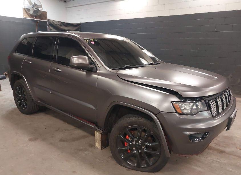 Photo 6 of 2018 Jeep Grand CHEROKEE ALTITUDE 4X4 (VIN 1C4RJFAG2JC388545)