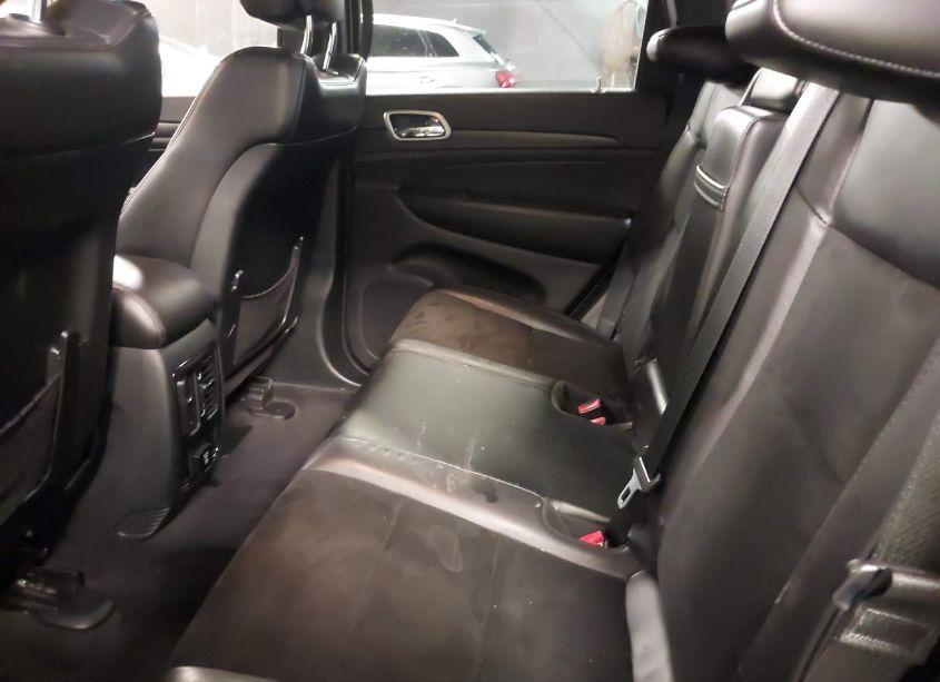 Photo 8 of 2018 Jeep Grand CHEROKEE ALTITUDE 4X4 (VIN 1C4RJFAG2JC388545)