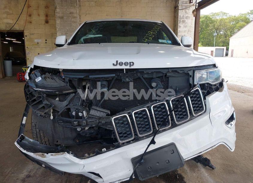 Photo 13 of 2018 Jeep Grand CHEROKEE LAREDO 4X4 (VIN 1C4RJFAG2JC433080)