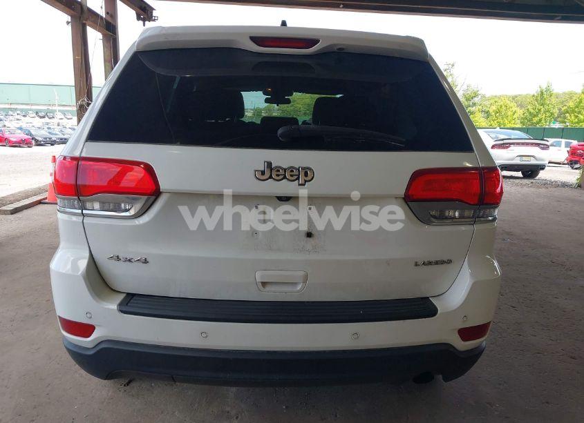 Photo 17 of 2018 Jeep Grand CHEROKEE LAREDO 4X4 (VIN 1C4RJFAG2JC433080)