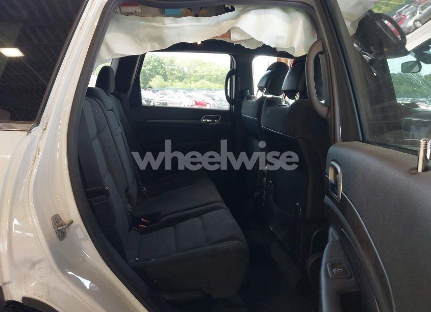 Photo 8 of 2018 Jeep Grand CHEROKEE LAREDO 4X4 (VIN 1C4RJFAG2JC433080)