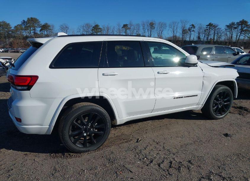 Photo 4 of 2019 Jeep Grand CHEROKEE ALTITUDE 4X4 (VIN 1C4RJFAG2KC547078)