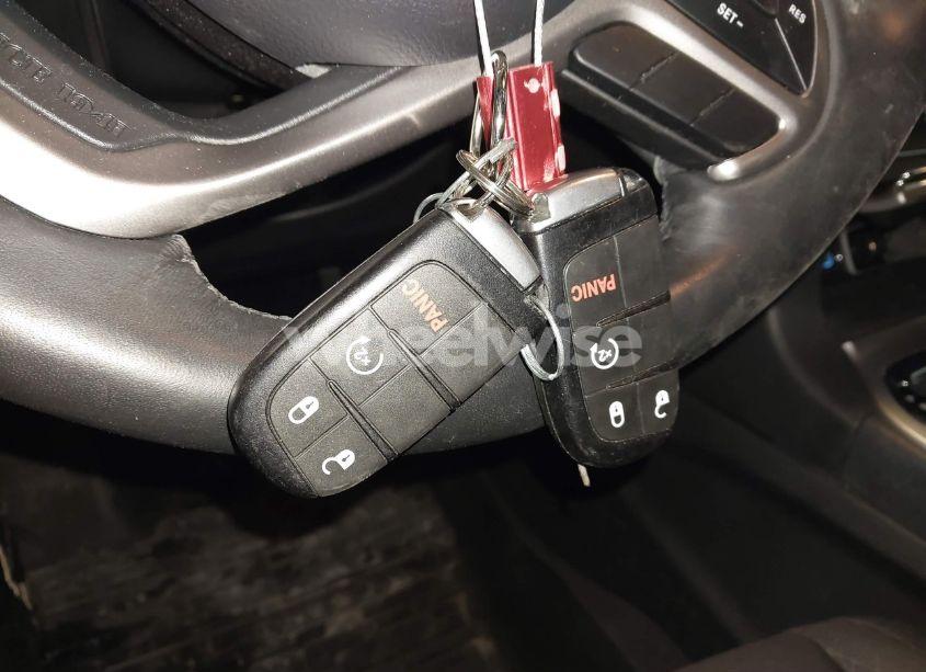 Photo 11 of 2019 Jeep Grand CHEROKEE LAREDO E 4X4 (VIN 1C4RJFAG2KC710344)