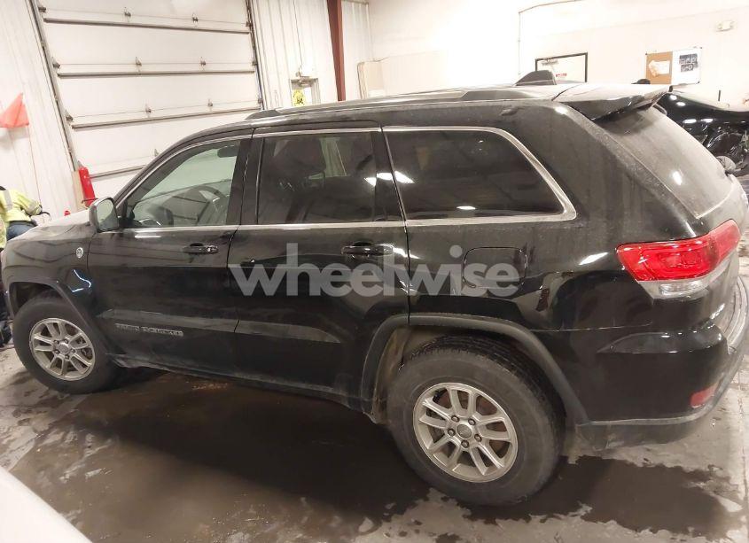 Photo 14 of 2019 Jeep Grand CHEROKEE LAREDO E 4X4 (VIN 1C4RJFAG2KC710344)