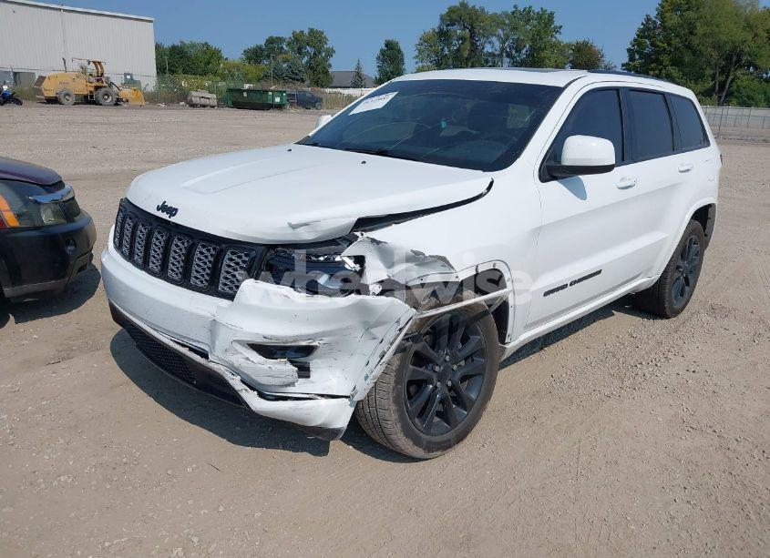 Photo 2 of 2019 Jeep Grand CHEROKEE ALTITUDE 4X4/LAREDO 4X4/LAREDO E 4X4/UPLAND 4X4 (VIN 1C4RJFAG2KC810265)