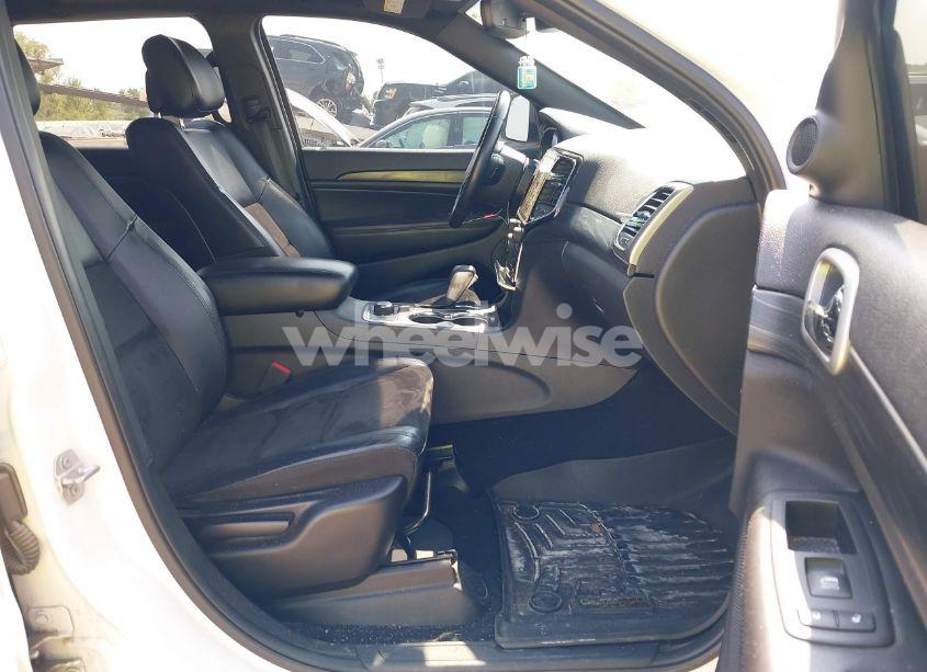 Photo 5 of 2019 Jeep Grand CHEROKEE ALTITUDE 4X4/LAREDO 4X4/LAREDO E 4X4/UPLAND 4X4 (VIN 1C4RJFAG2KC810265)