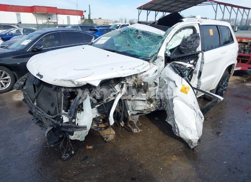 Photo 2 of 2019 Jeep Grand CHEROKEE ALTITUDE 4X4 (VIN 1C4RJFAG2KC855206)