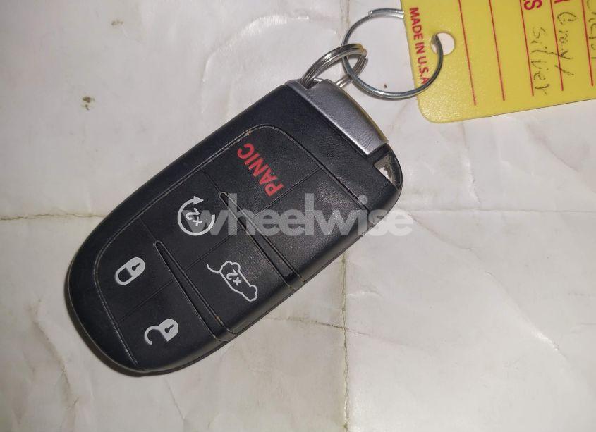 Photo 11 of 2020 Jeep Grand CHEROKEE NORTH EDITION 4X4 (VIN 1C4RJFAG2LC371487)