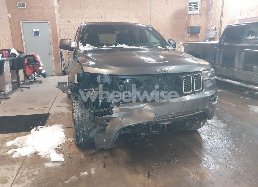 Photo 6 of 2020 Jeep Grand CHEROKEE NORTH EDITION 4X4 (VIN 1C4RJFAG2LC371487)