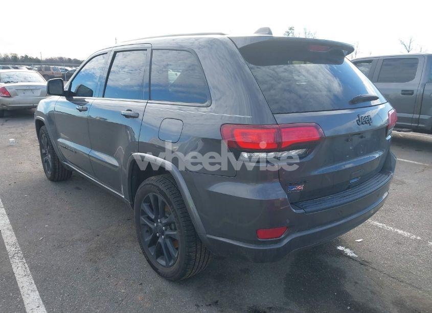 Photo 3 of 2020 Jeep Grand CHEROKEE LAREDO (VIN 1C4RJFAG2LC422745)