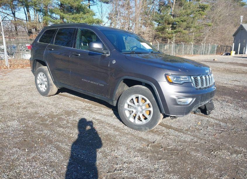 2021 Jeep Grand CHEROKEE LAREDO E 4X4 (VIN 1C4RJFAG2MC628889) main photo