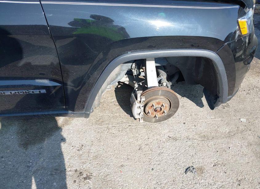 Photo 20 of 2021 Jeep Grand CHEROKEE LAREDO E 4X4 (VIN 1C4RJFAG2MC731911)