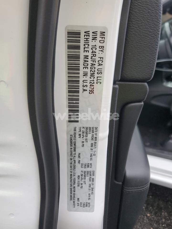 Photo 13 of 2022 JEEP GRAND CHEROKEE LAREDO E (VIN 1C4RJFAG2NC124795)